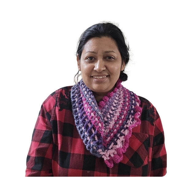 8-way Crochet Scarf Chuncky Cupcakes Blackberry Sorbet Color Winter handmade - Picture 3 of 17